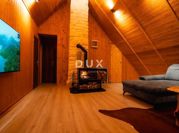 GORSKI KOTAR, MRKOPALJ - novo obnovljena Gorski kotar hiša z velikim vrtom