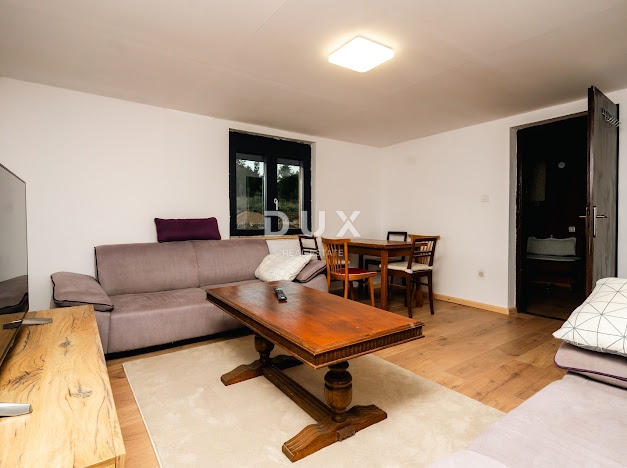 GORSKI KOTAR, MRKOPALJ - novo obnovljena Gorski kotar hiša z velikim vrtom