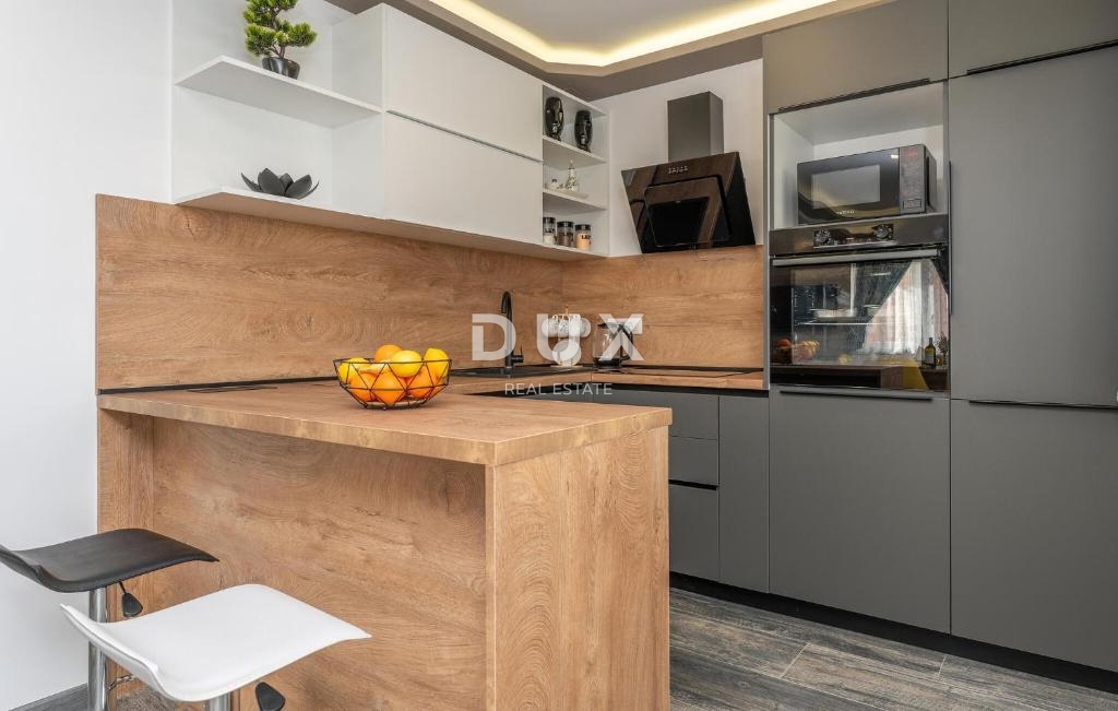 Hiša Banj, Pašman, 350m2