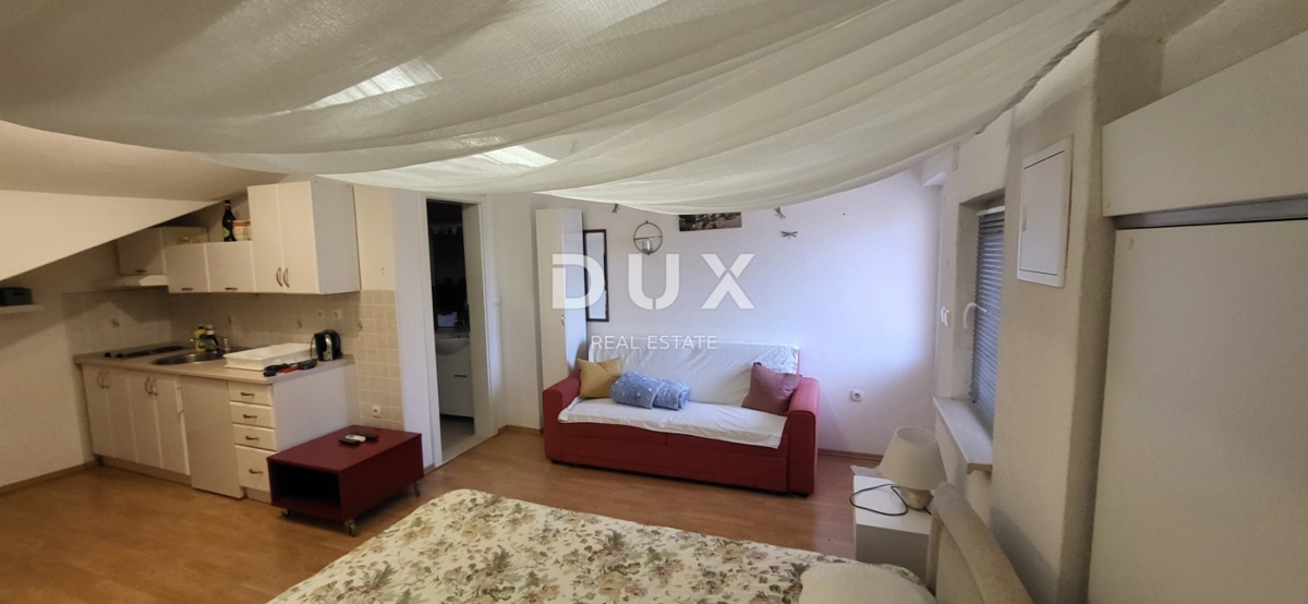 Hiša Biograd na Moru, 210m2