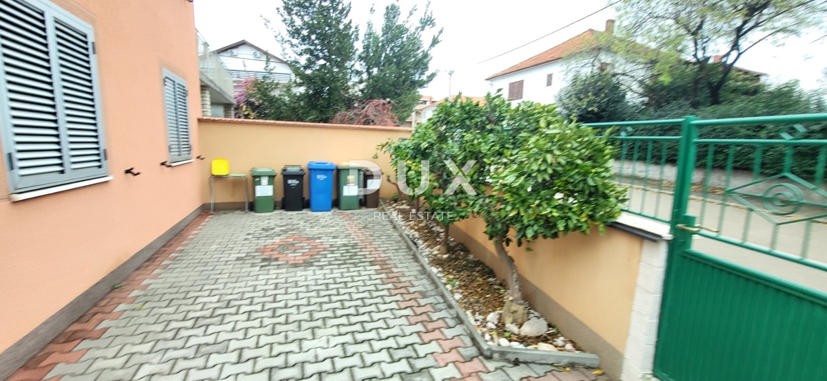 Hiša Biograd na Moru, 210m2