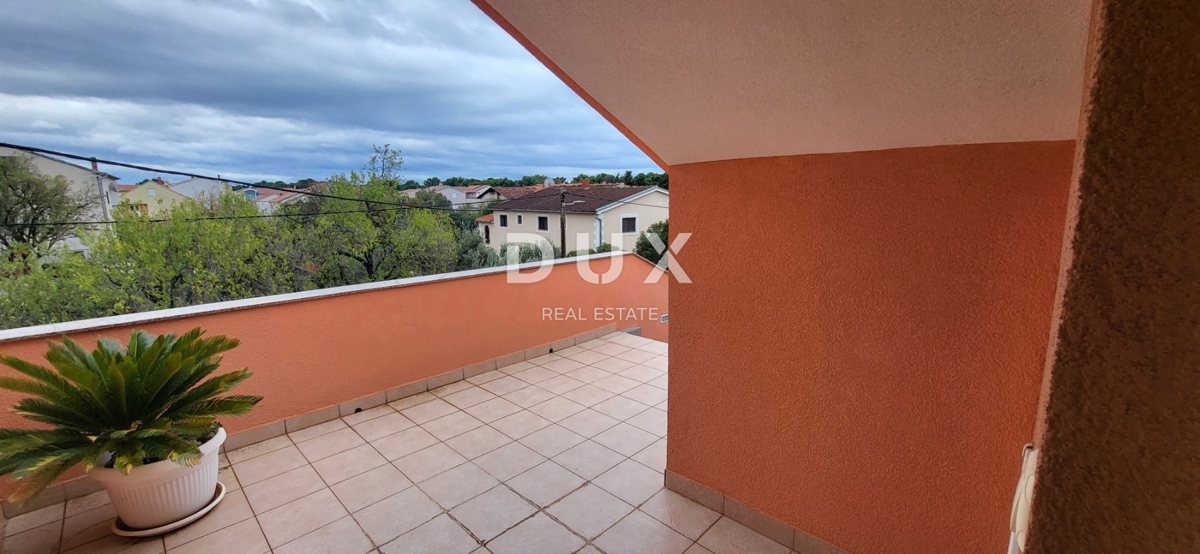 Hiša Biograd na Moru, 210m2