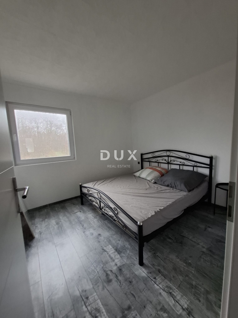 ISTRA, BALE - Enonadstropna hiša z velikim dvoriščem