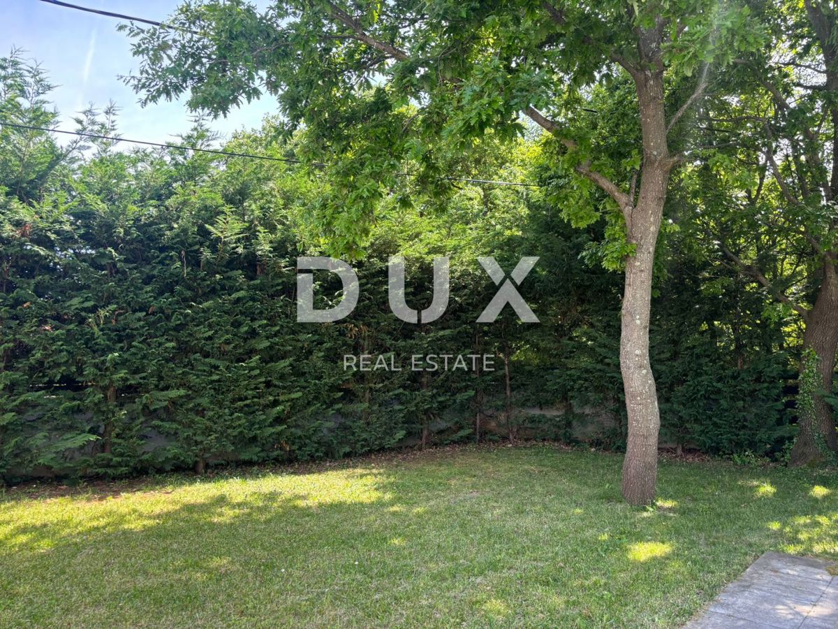 ISTRA, VODNJAN (okolica) - Moderna enonadstropna hiša z veliko zasebnosti in zelenja!