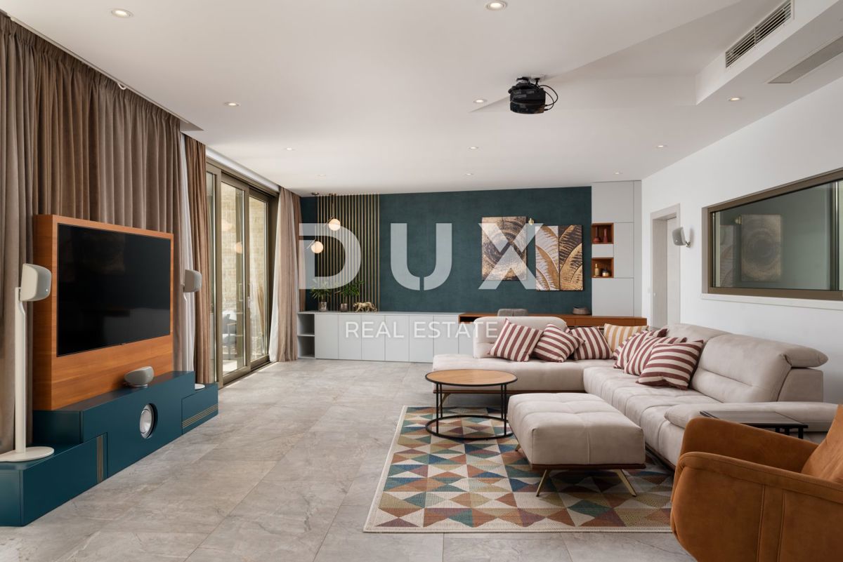 ZADAR, SMOKOVIĆ - Luksuzna počitniška hiša