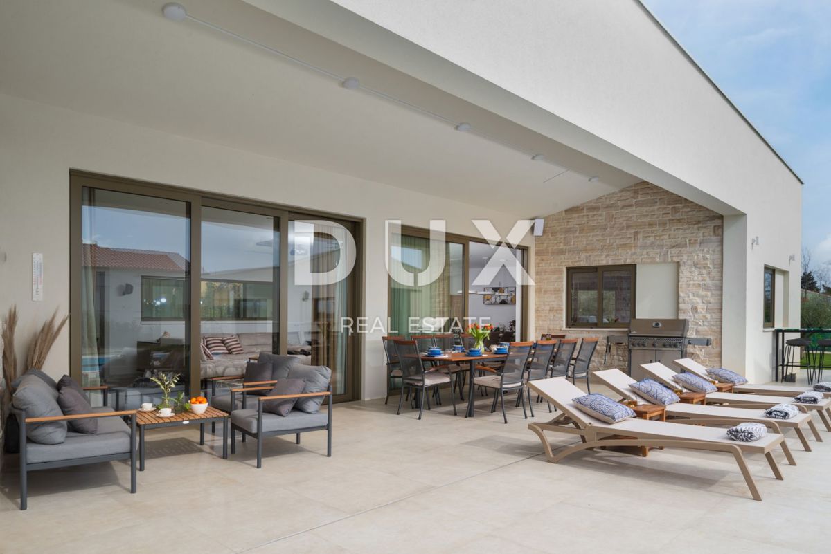 ZADAR, SMOKOVIĆ - Luksuzna počitniška hiša