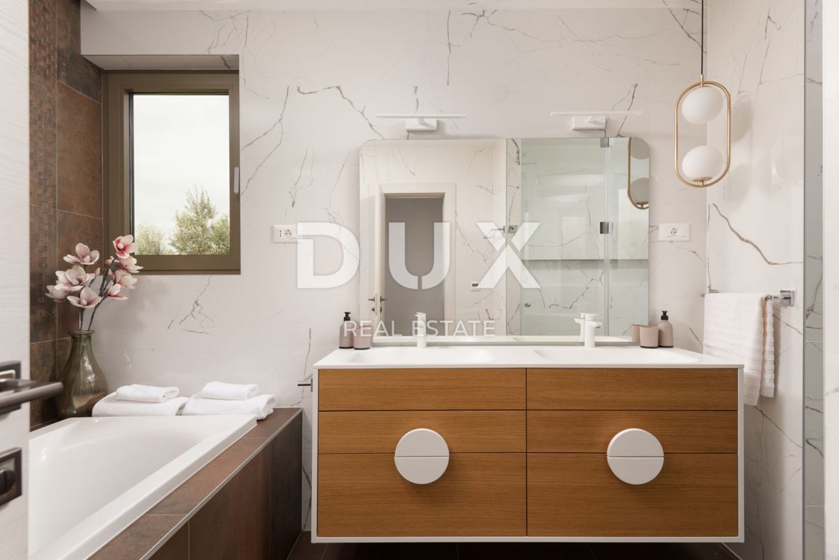 ZADAR, SMOKOVIĆ - Luksuzna počitniška hiša