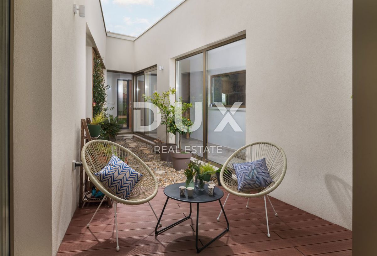 ZADAR, SMOKOVIĆ - Luksuzna počitniška hiša