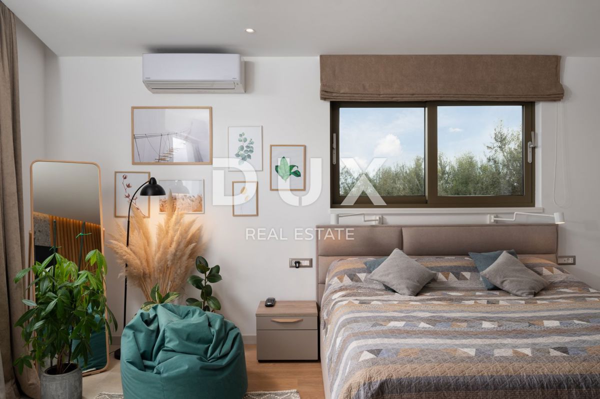 ZADAR, SMOKOVIĆ - Luksuzna počitniška hiša