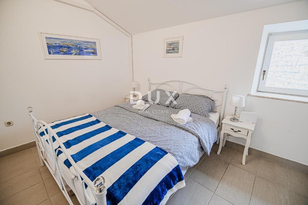 ISTRA, UMAG – Avtentična kamnita hiša 20 m od morja