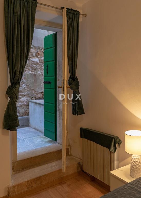 ISTRA, ROVINJ - Prostorno stanovanje v samem centru