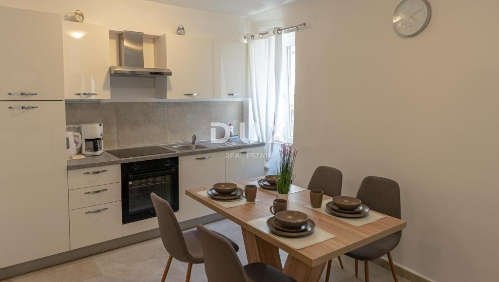 ISTRA, ROVINJ - Prostorno stanovanje v samem centru