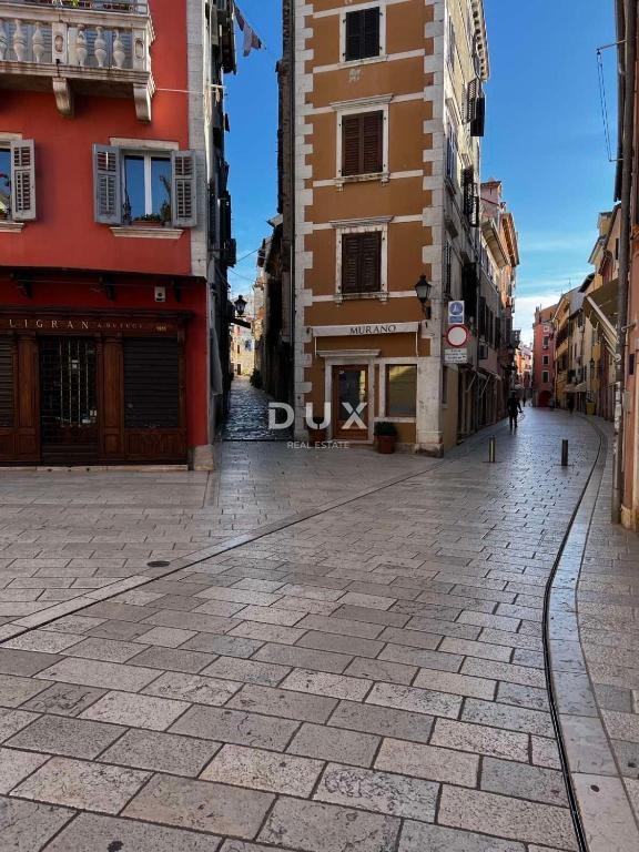 ISTRA, ROVINJ - Prostorno stanovanje v samem centru