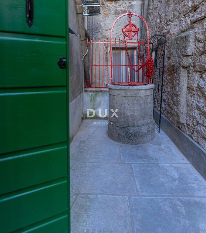 ISTRA, ROVINJ - Prostorno stanovanje v samem centru