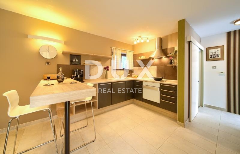 Hiša Grobnik, Čavle, 198m2