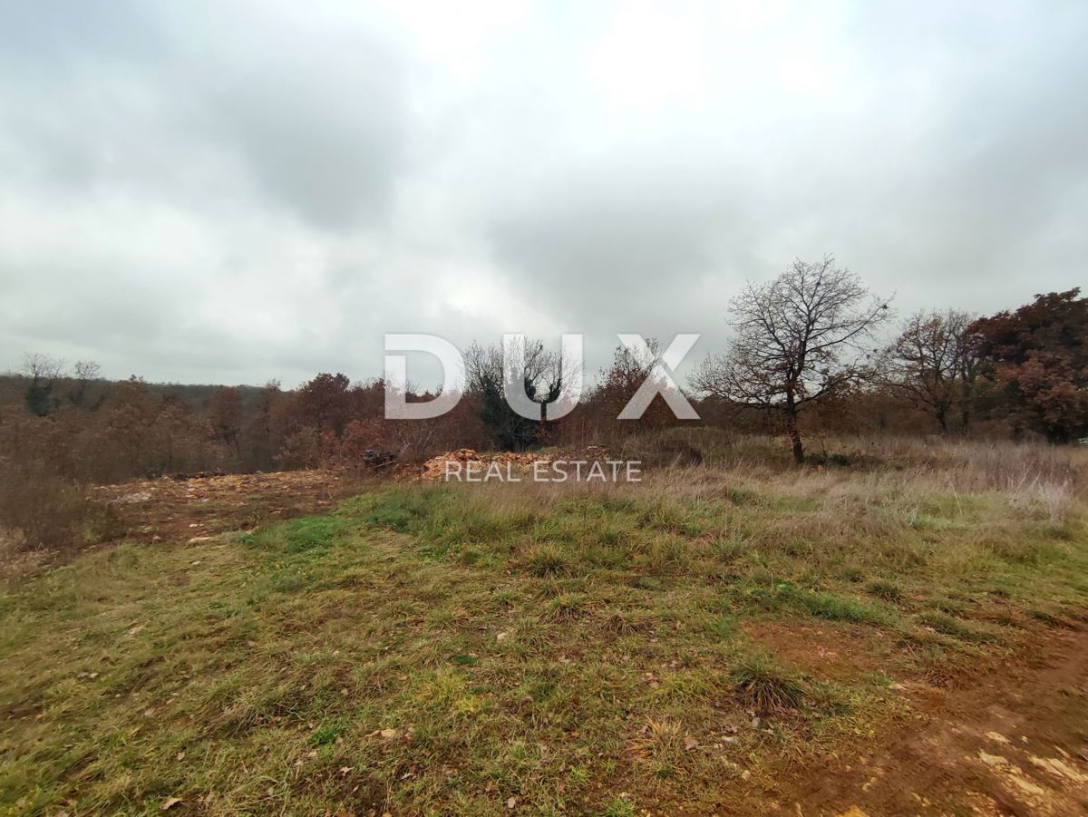 ISTRA, VODNJAN - Gradbeno zemljišče z izdanim gradbenim dovoljenjem