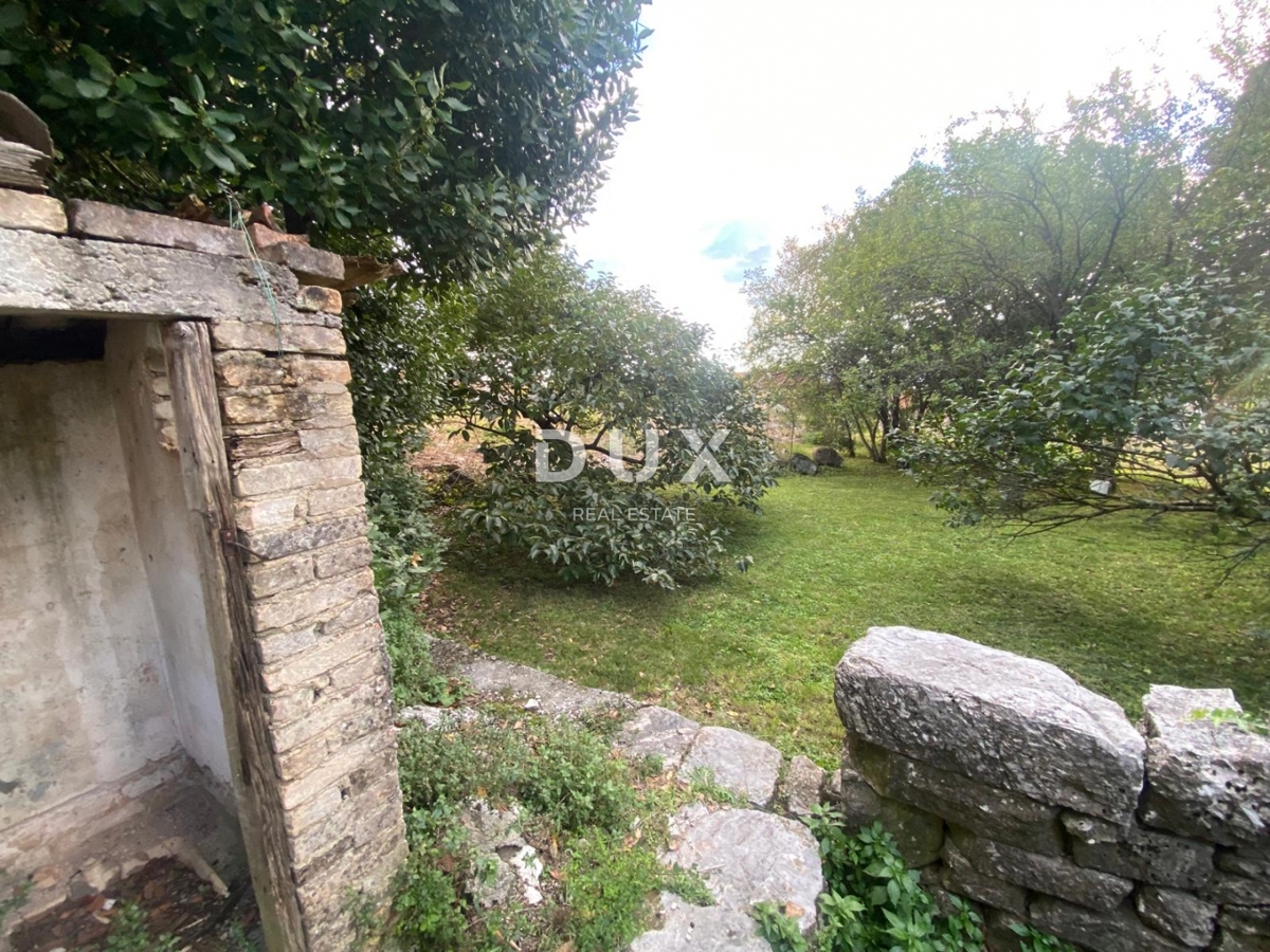 RIJEKA, KASTAV - samostojna hiša in dvoriščni objekt + 761 m2 vrta! PRILOŽNOST!