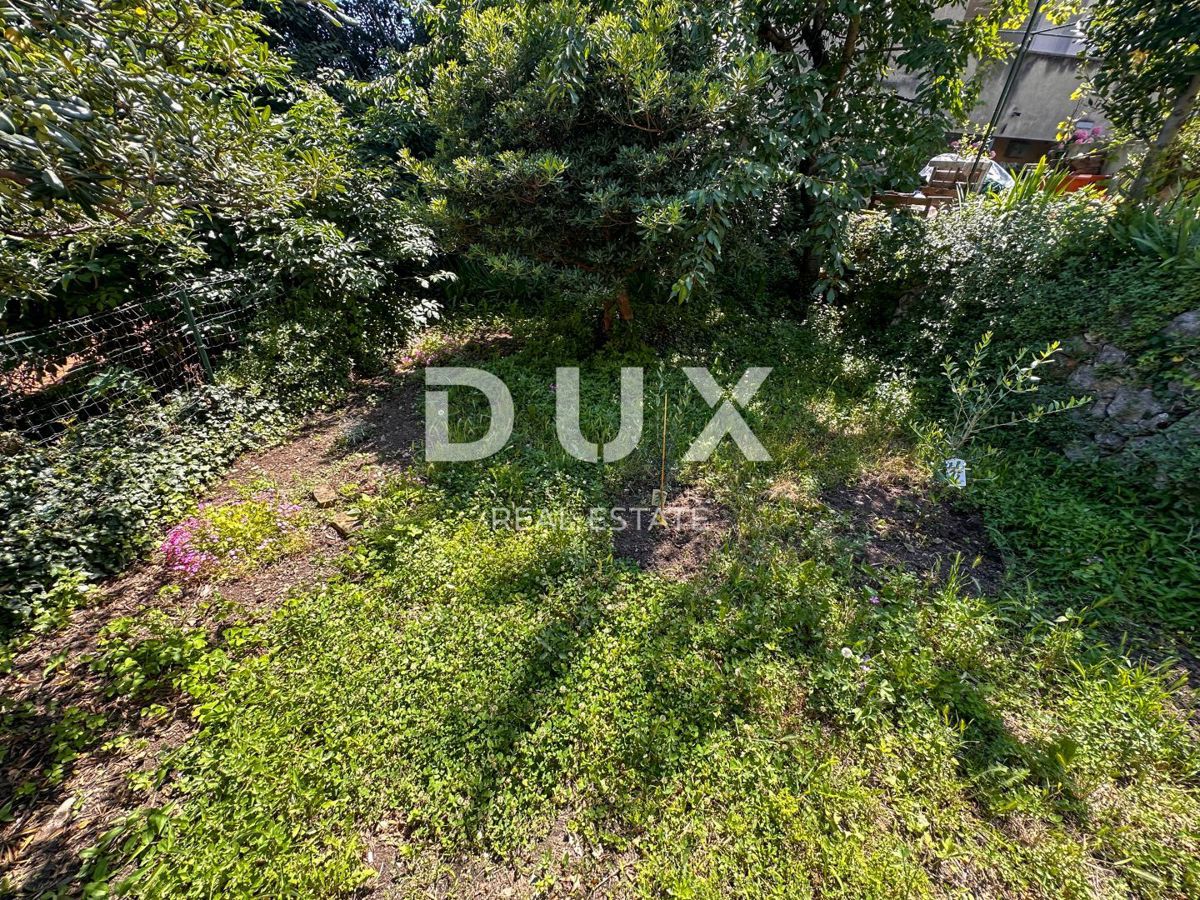 RIJEKA, MLAKA - Nadstropje hiše v bližini centra