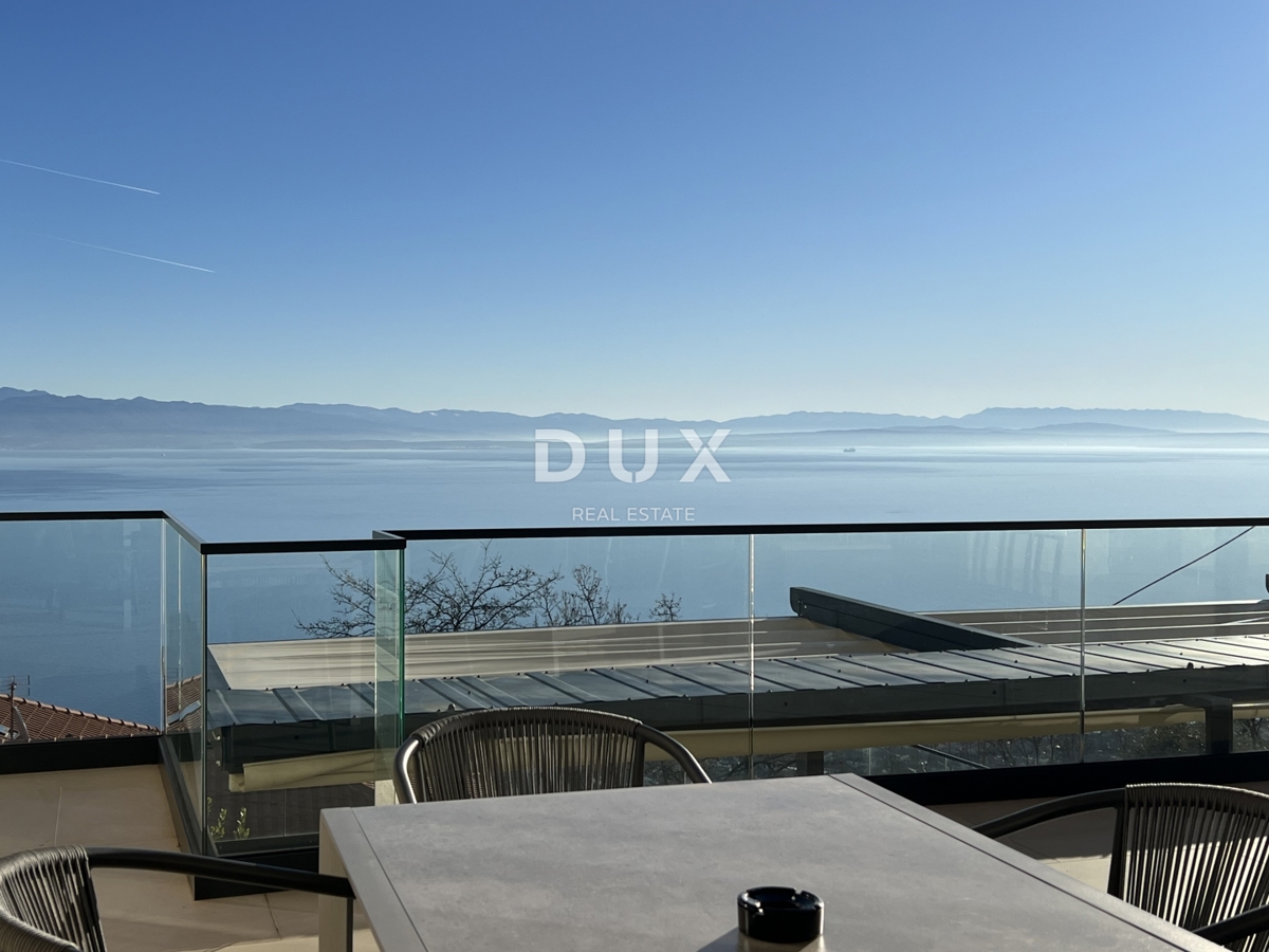 OPATIJA, LOVRAN – ekskluzivno stanovanje s panoramskim razgledom in bazenom