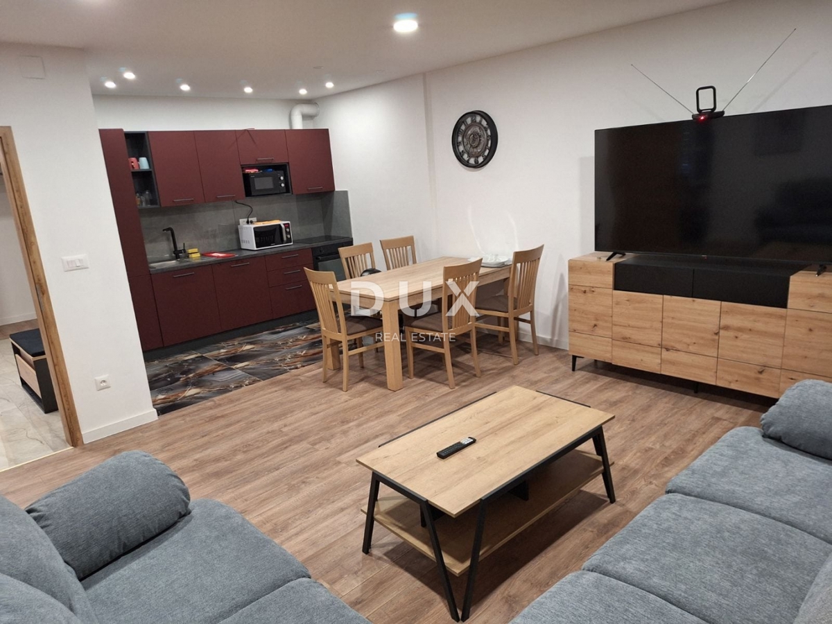 RIJEKA, ZAMET - Stanovanjska hiša s pogledom na morje, 275 m2