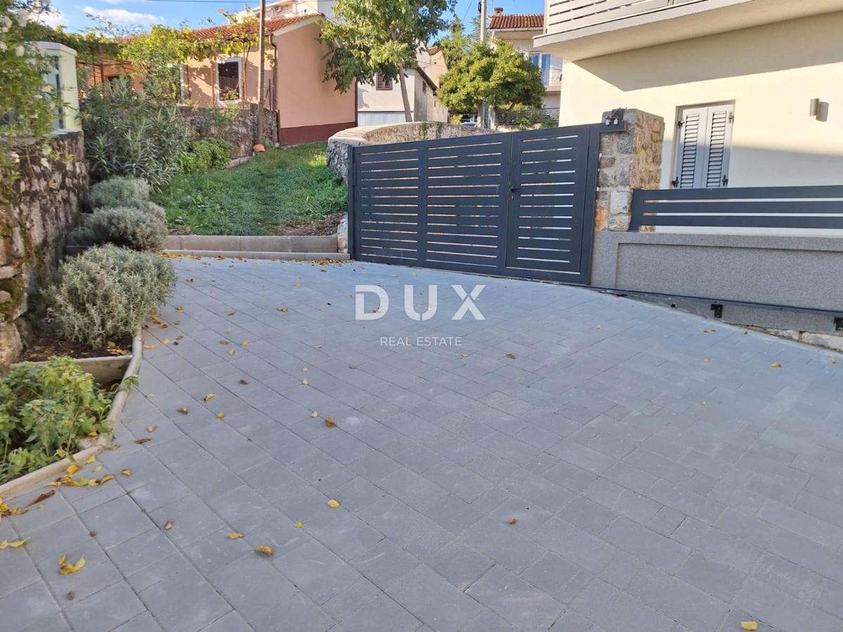 RIJEKA, ZAMET - Stanovanjska hiša s pogledom na morje, 275 m2