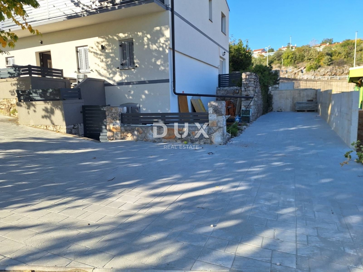 RIJEKA, ZAMET - Stanovanjska hiša s pogledom na morje, 275 m2