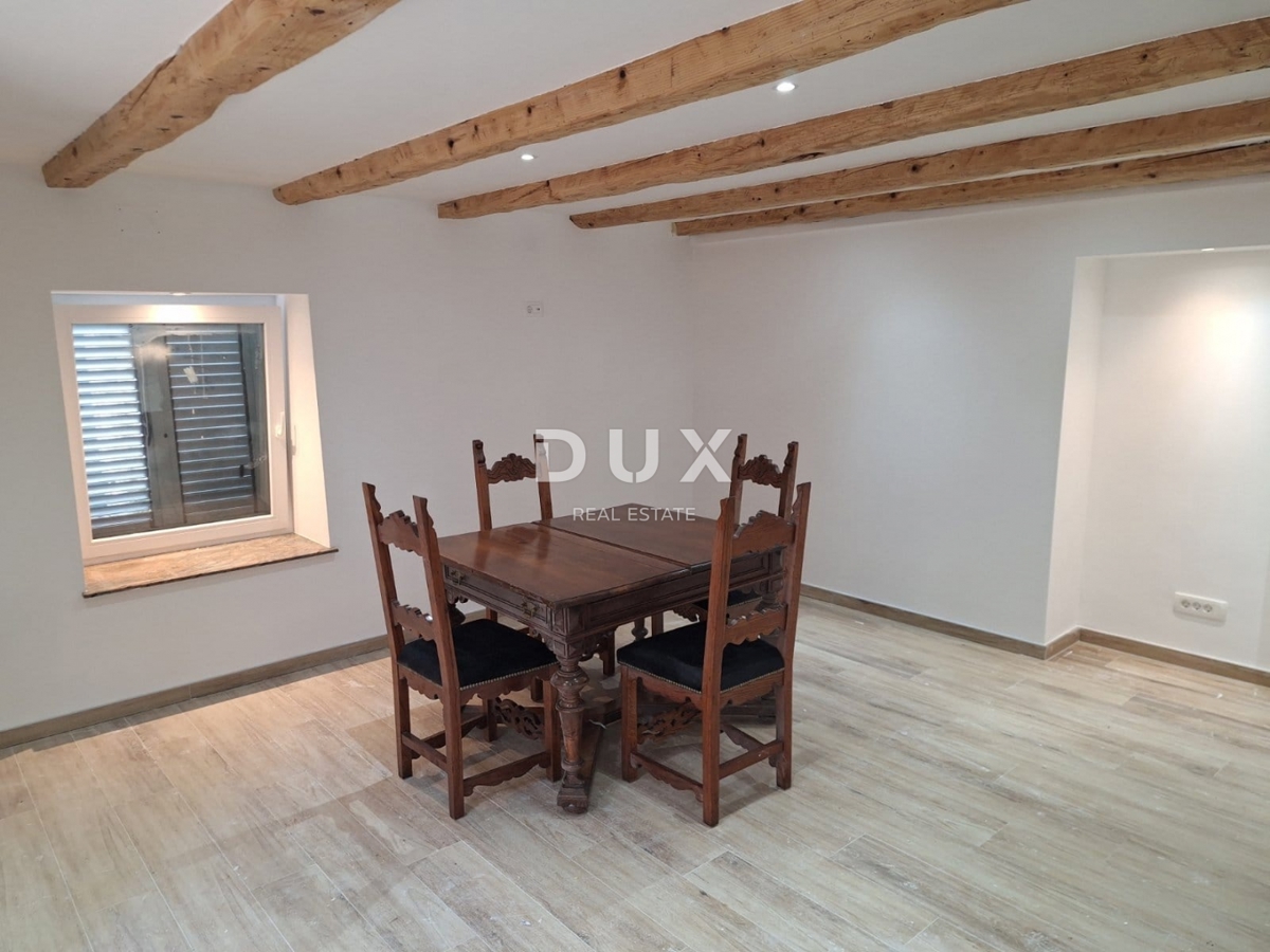 RIJEKA, ZAMET - Stanovanjska hiša s pogledom na morje, 275 m2