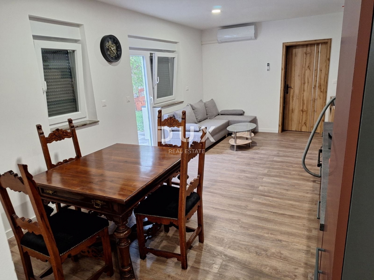 RIJEKA, ZAMET - Stanovanjska hiša s pogledom na morje, 275 m2