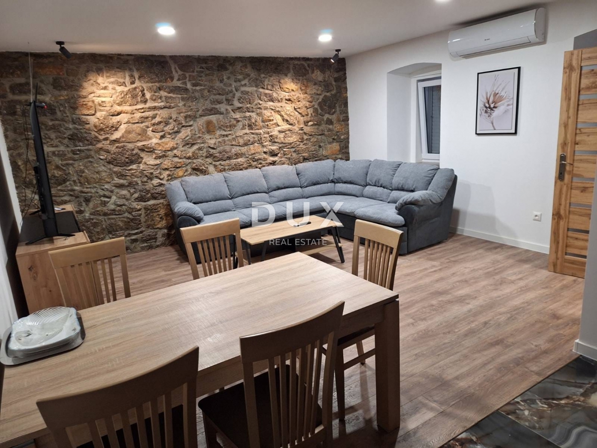 RIJEKA, ZAMET - Stanovanjska hiša s pogledom na morje, 275 m2