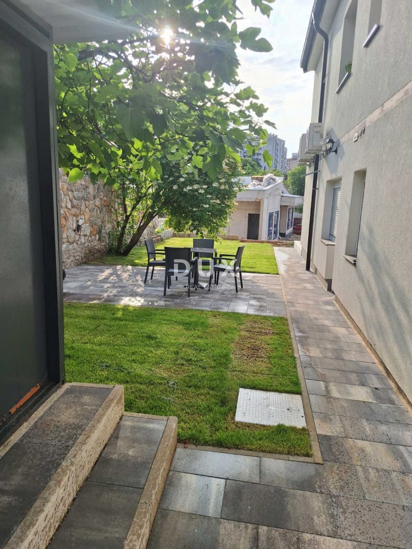 RIJEKA, ZAMET - Stanovanjska hiša s pogledom na morje, 275 m2