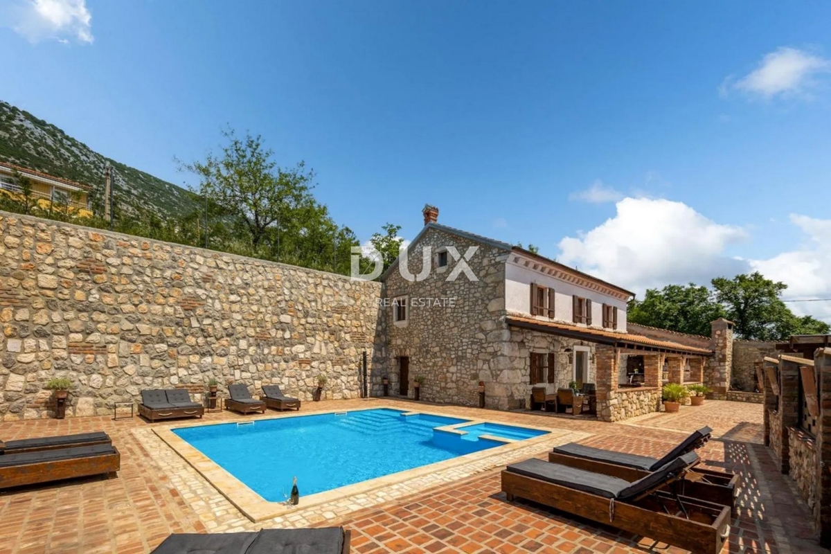 NOVI VINODOL, DRIVENIK - Kamnita vila vrhunskega udobja v mirni oazi, 230 m2