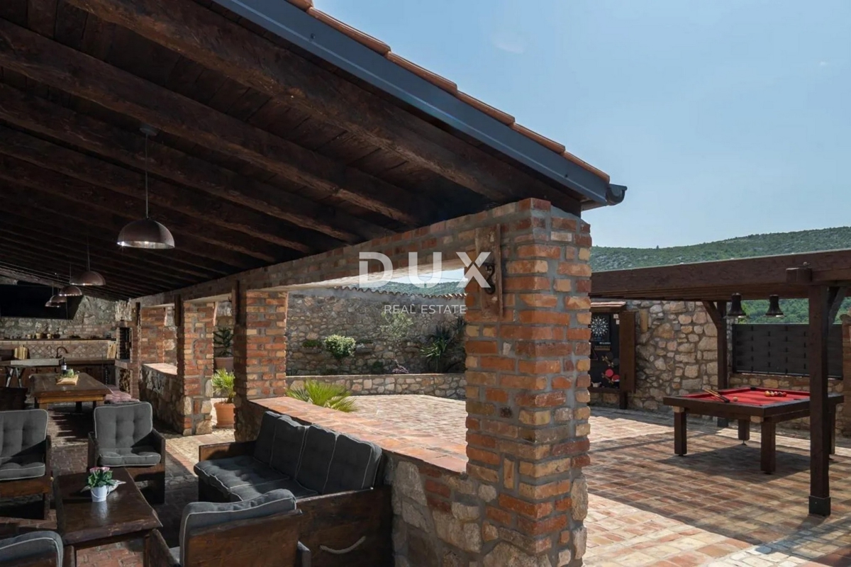 NOVI VINODOL, DRIVENIK - Kamnita vila vrhunskega udobja v mirni oazi, 230 m2