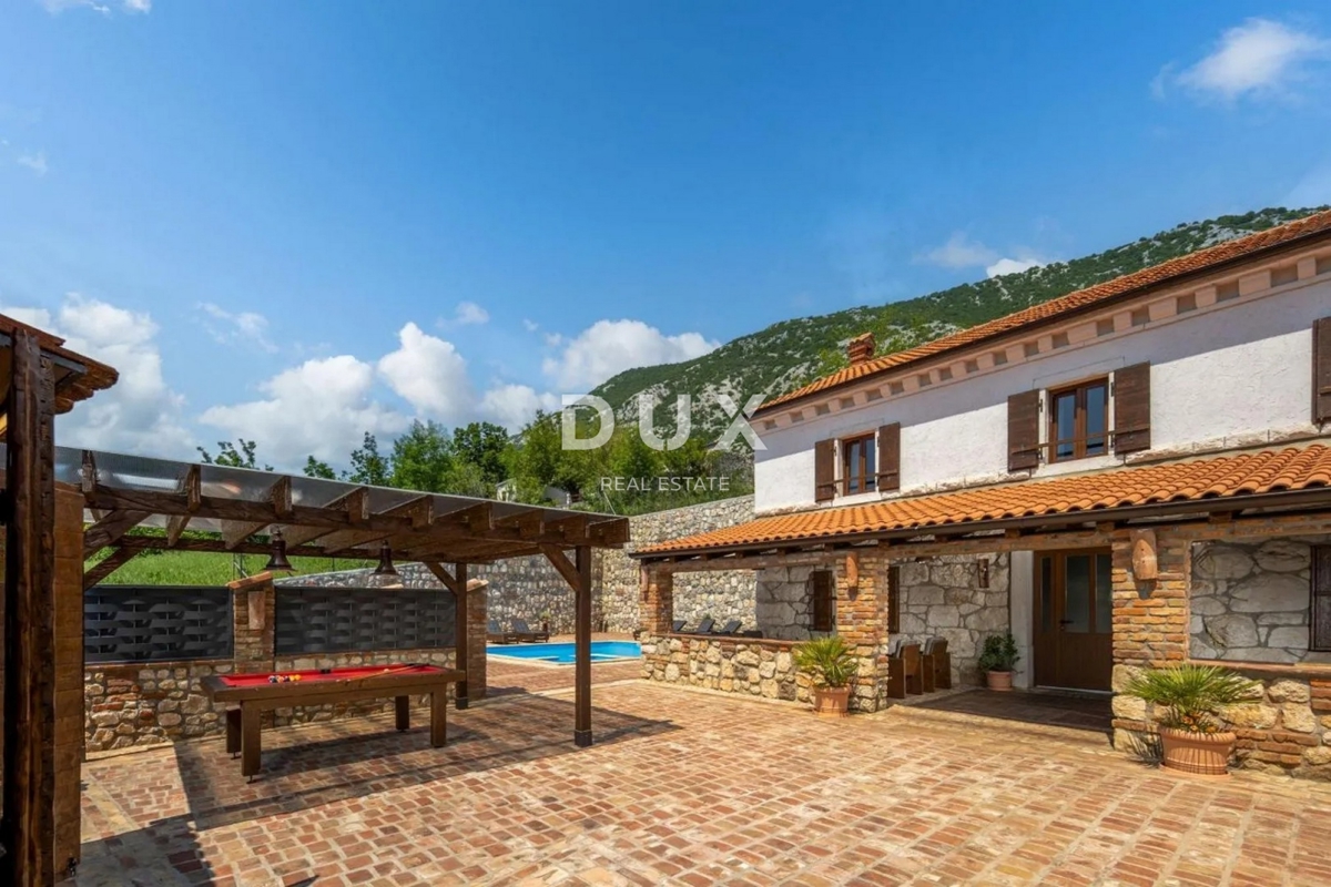 NOVI VINODOL, DRIVENIK - Kamnita vila vrhunskega udobja v mirni oazi, 230 m2