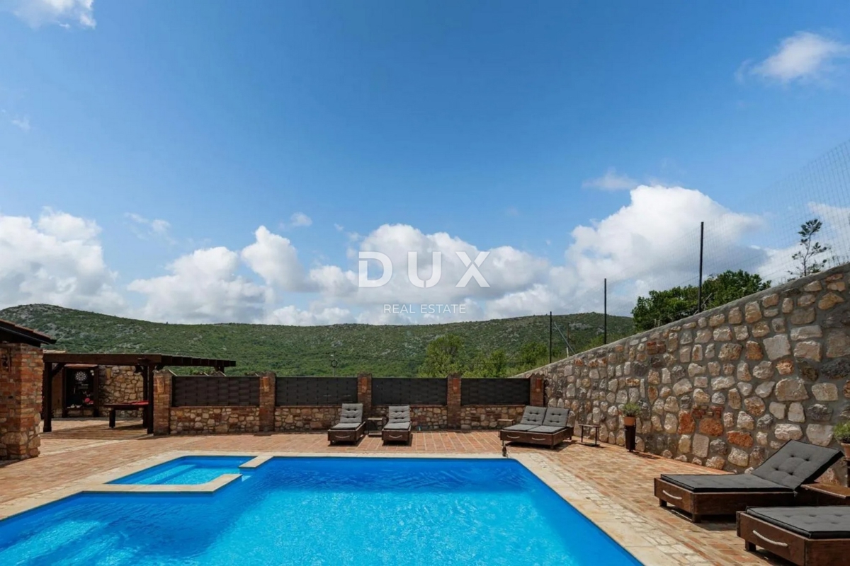 NOVI VINODOL, DRIVENIK - Kamnita vila vrhunskega udobja v mirni oazi, 230 m2