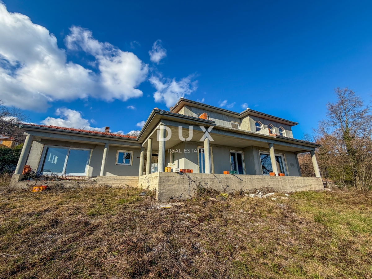 OPATIJA, BREGI - Idealna vila v bližini Opatije, skoraj dokončana, pogled na morje in čudovit vrt