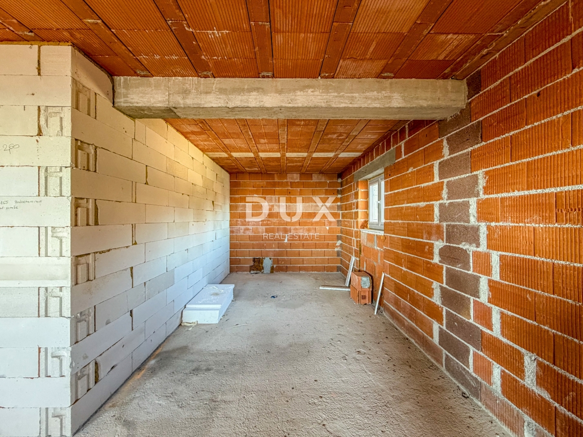 OPATIJA, BREGI - Idealna vila v bližini Opatije, skoraj dokončana, pogled na morje in čudovit vrt