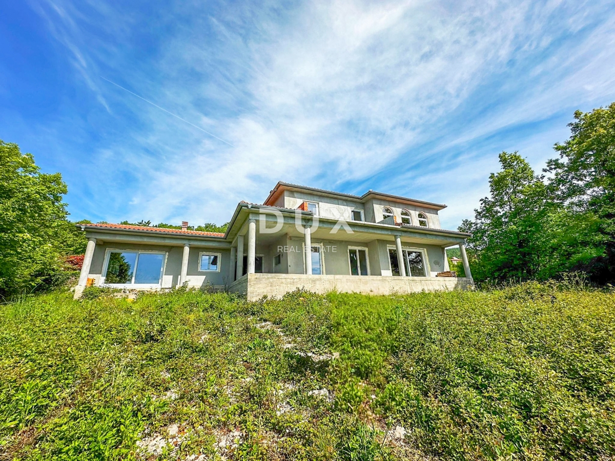 OPATIJA, BREGI - Idealna vila v bližini Opatije, skoraj dokončana, pogled na morje in čudovit vrt