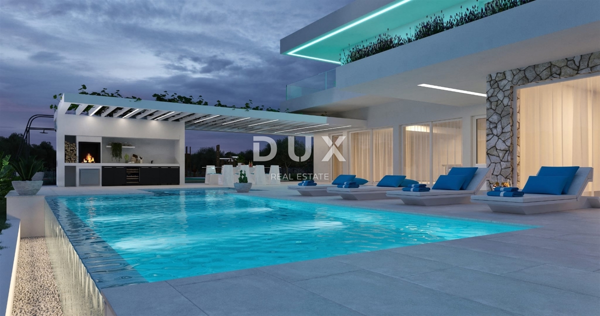 ISTRA, POREČ - Luksuzna moderna vila z bazenom in garažo pred zeleno površino