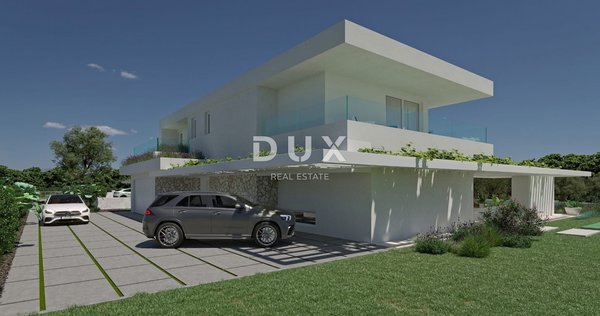 ISTRA, POREČ - Luksuzna moderna vila z bazenom in garažo pred zeleno površino