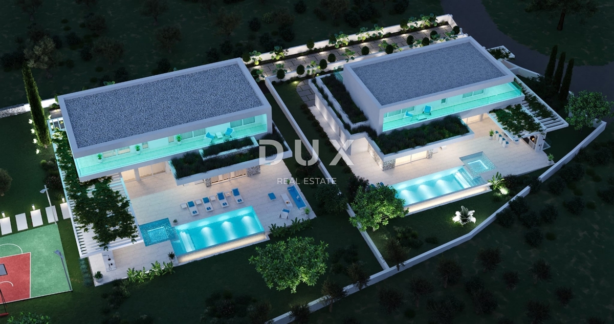 ISTRA, POREČ - Luksuzna moderna vila z bazenom in garažo pred zeleno površino