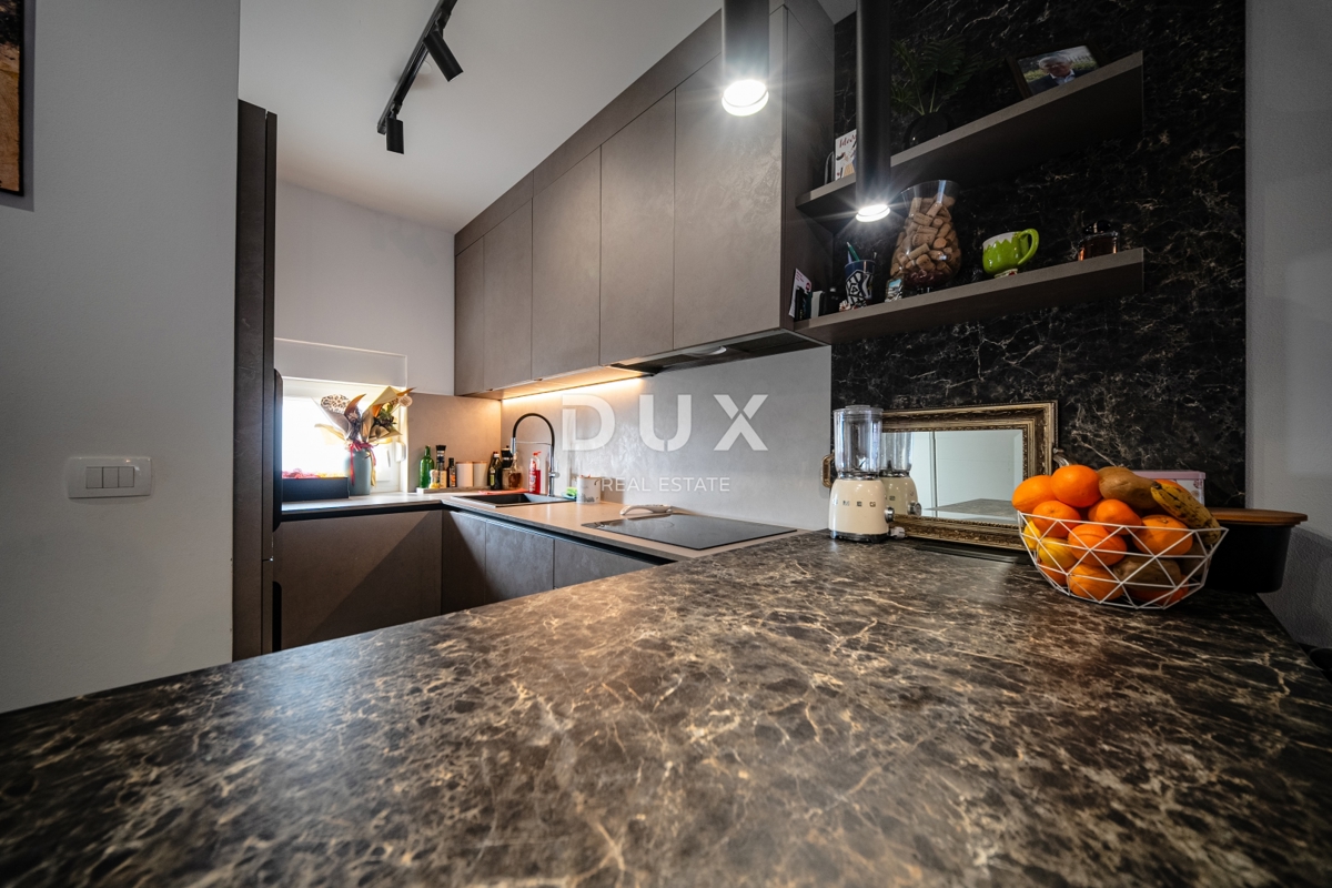 ISTRA, NOVIGRAD - Moderna hiša s pogledom na morje