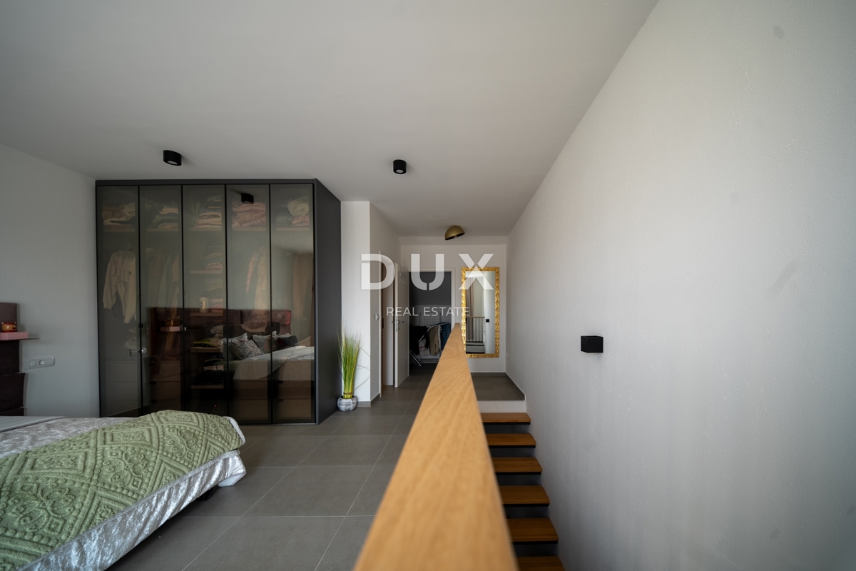 ISTRA, NOVIGRAD - Moderna hiša s pogledom na morje