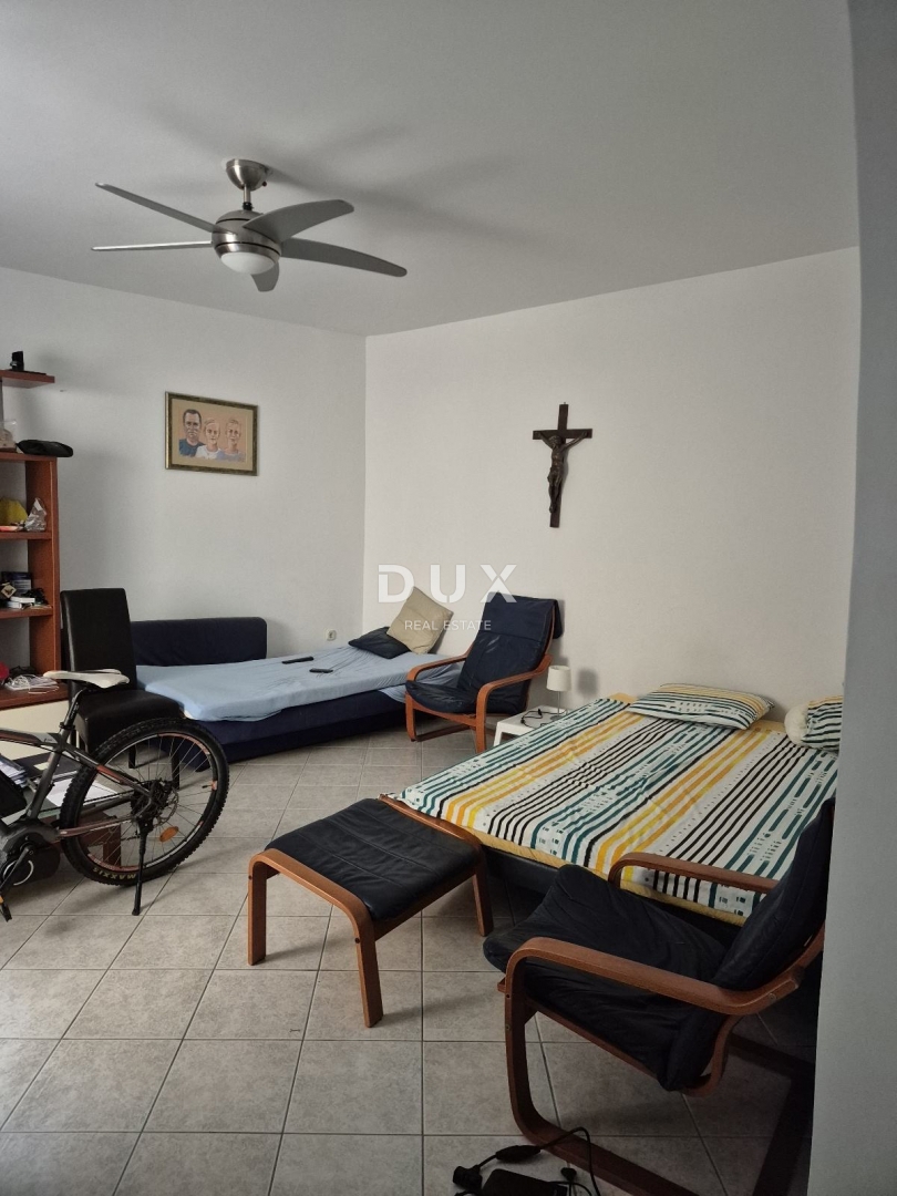 Hiša Novi Vinodolski, 160m2