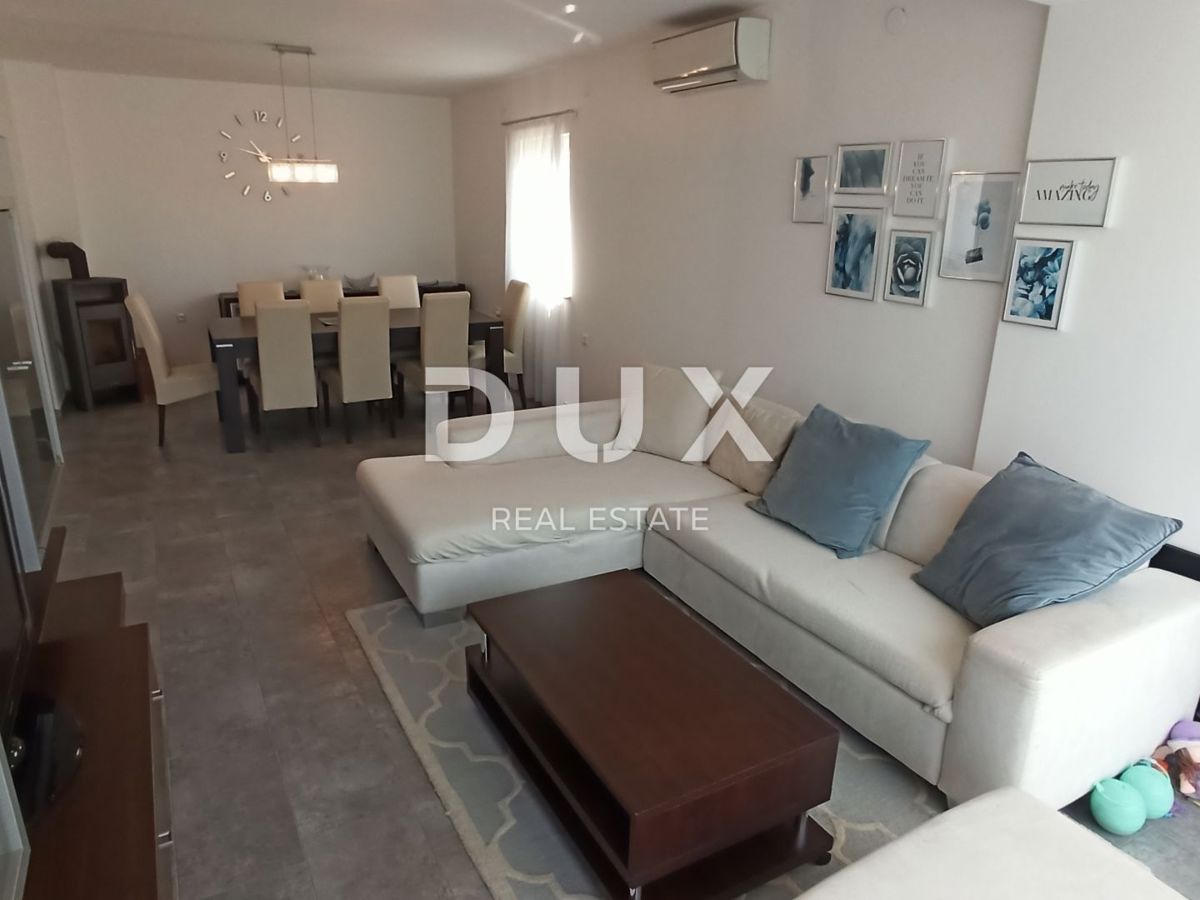 ISTRA, PULA - Obnovljena družinska hiša na mirni lokaciji