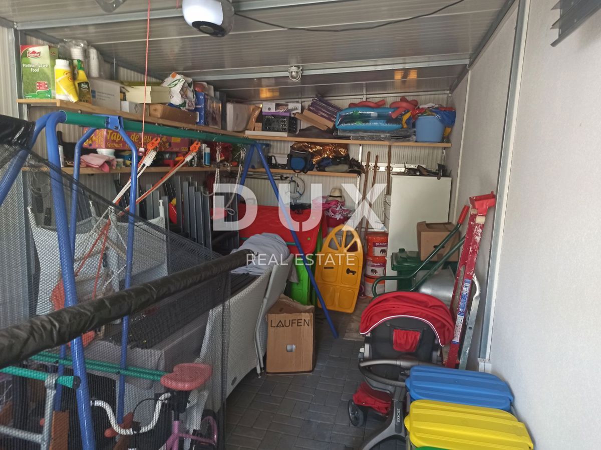 ISTRA, PULA - Obnovljena družinska hiša na mirni lokaciji