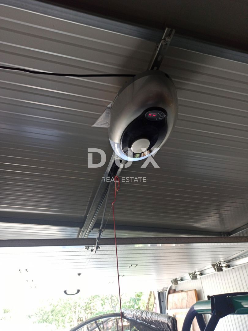 ISTRA, PULA - Obnovljena družinska hiša na mirni lokaciji