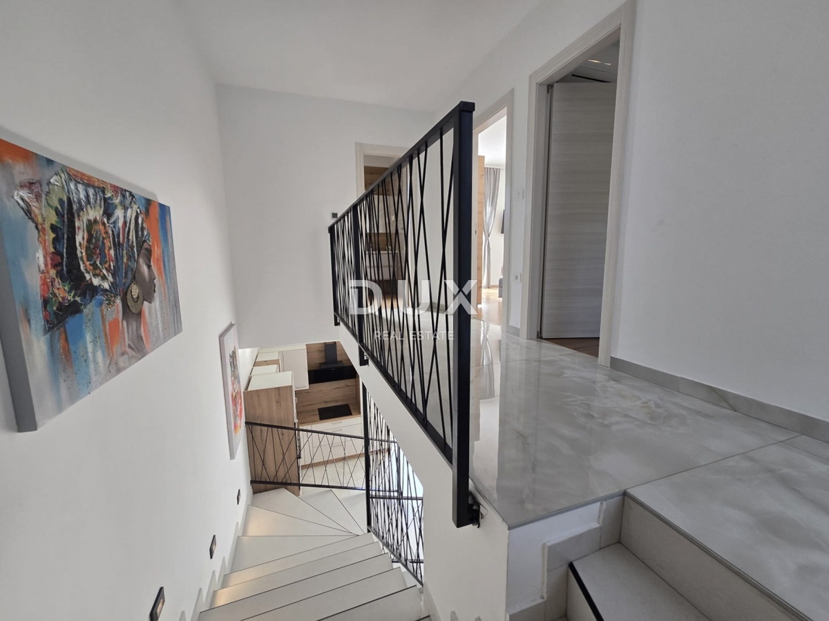 ISTRA, PULA - Moderna vila blizu centra!