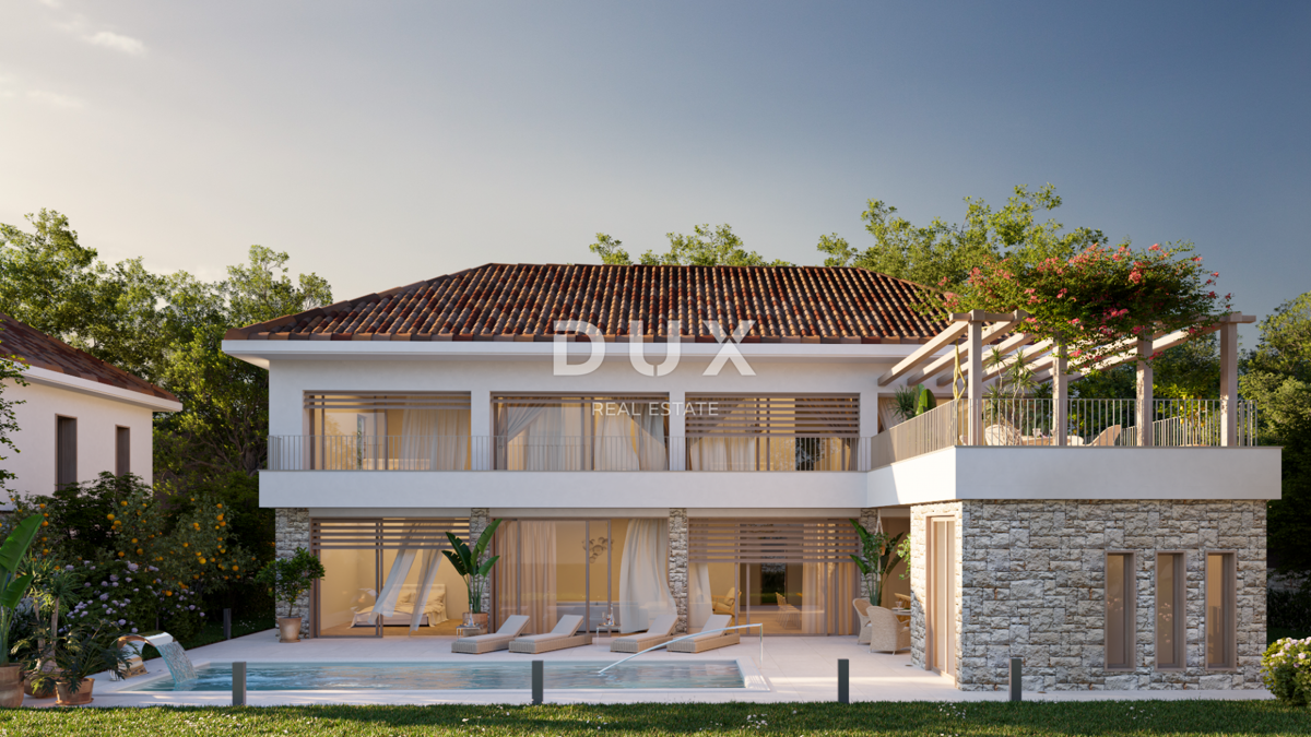 ISTRA, POREČ - Tri parcele z gradbenim dovoljenjem