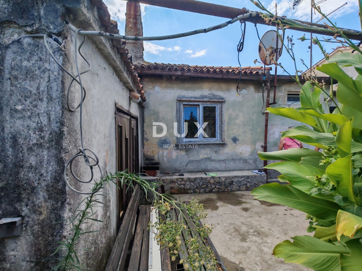 ISTRA, PULA - Hiša z investicijskim potencialom