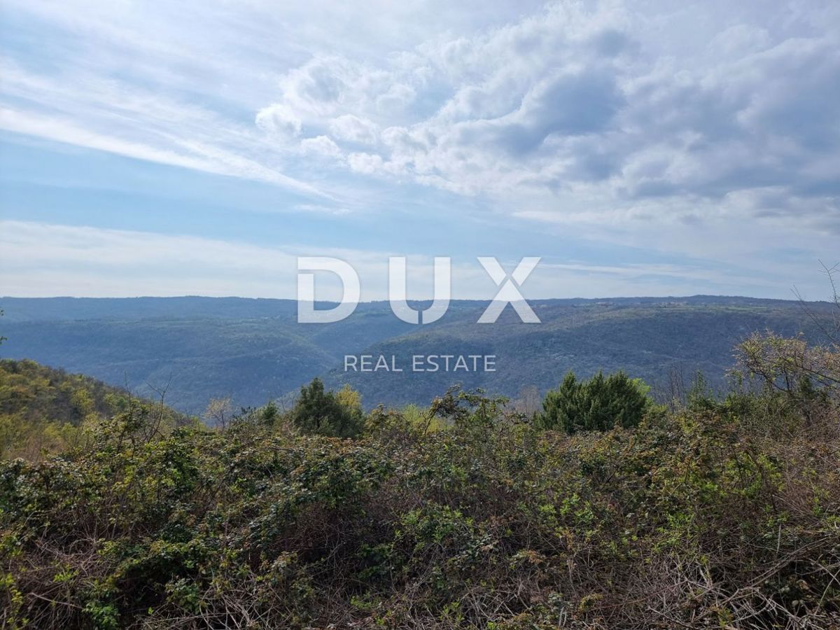 ISTRA, LABIN - Posestvo zavidanja vredne velikosti